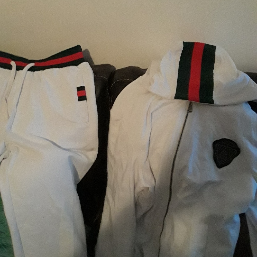 Gucci sweatsuit